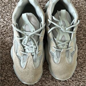 YEEZY 500 SALT WITH BOX
